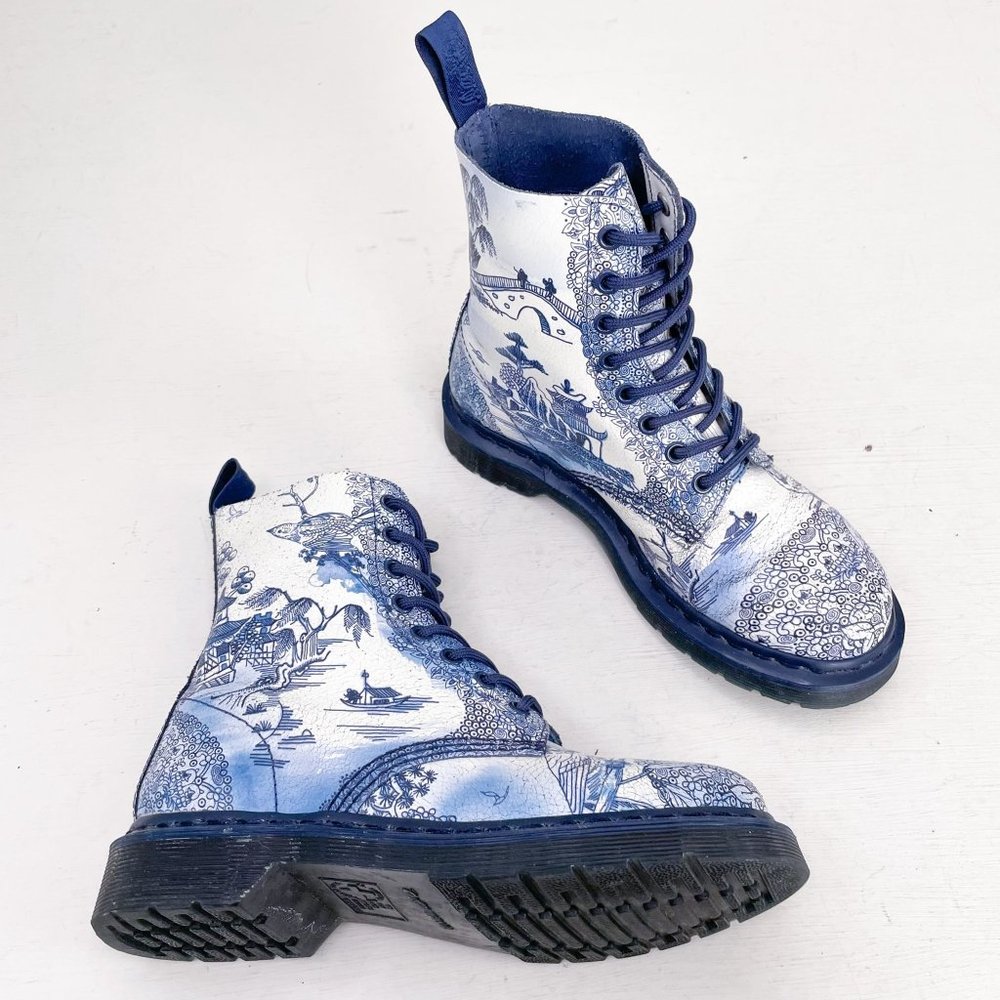 Dr. Martens 1460 Pascal Willow Cristal Blue & White Lace Up Boots Women's Size 6